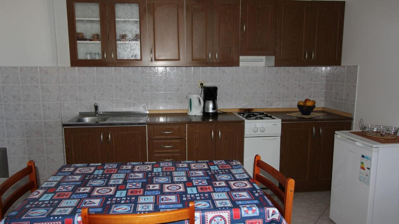 Apartments Ravlic مالينسكا المظهر الخارجي الصورة