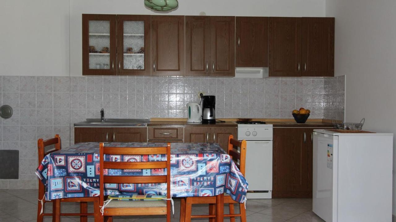 Apartments Ravlic مالينسكا المظهر الخارجي الصورة