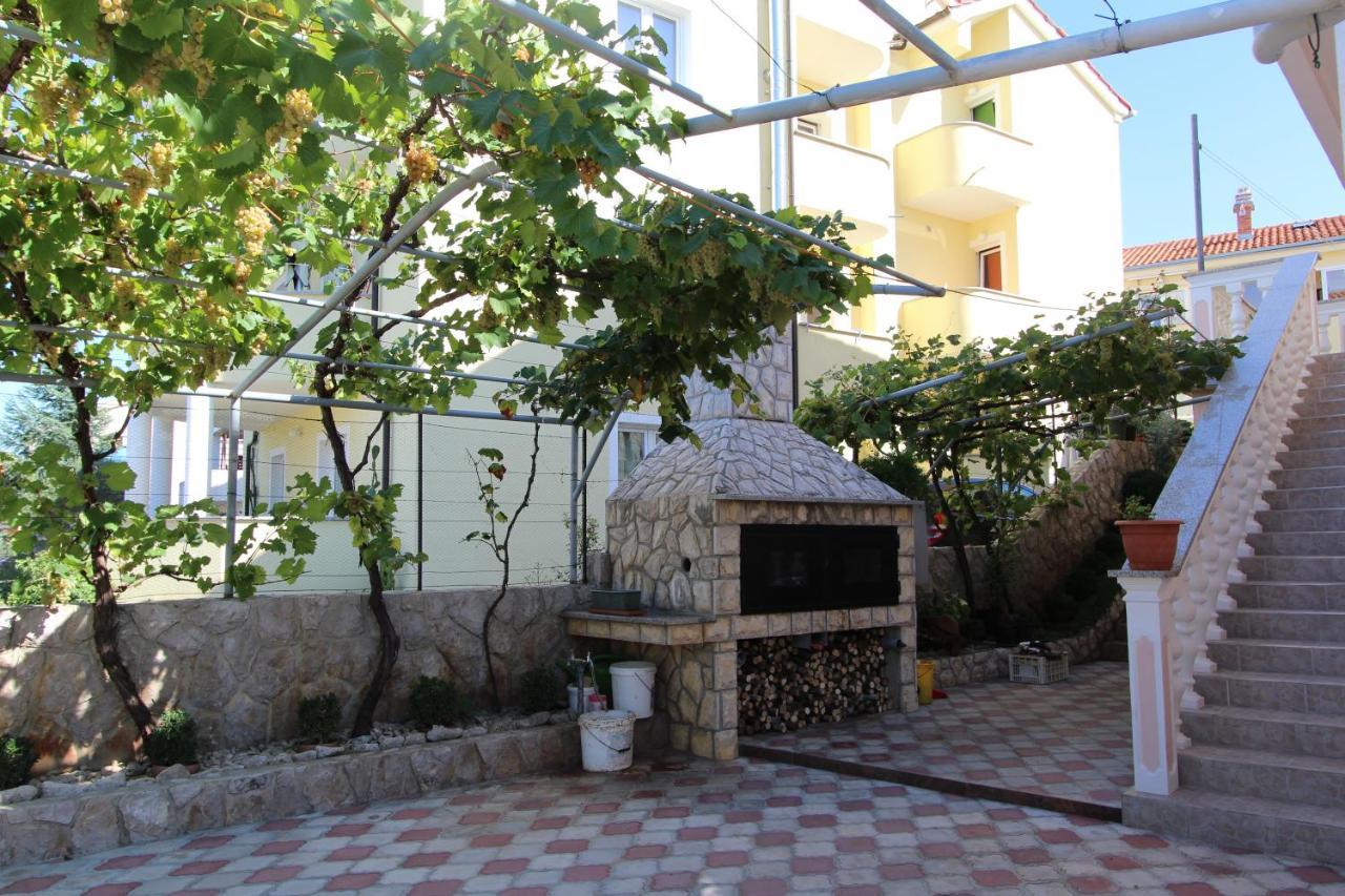 Apartments Ravlic مالينسكا المظهر الخارجي الصورة