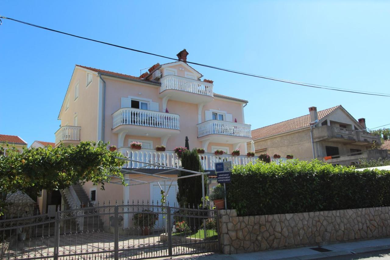 Apartments Ravlic مالينسكا المظهر الخارجي الصورة